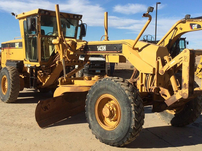 2004 Caterpillar 143h For Sale In Houston, Texas 